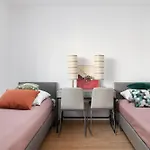 شقة Easy Rent - Family, Centrum, Free Parking, 24h Check-in *