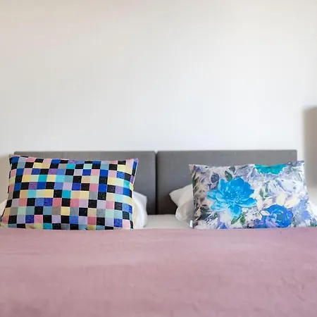 Easy Rent - Family, Centrum, Free Parking, 24h Check-in דירה