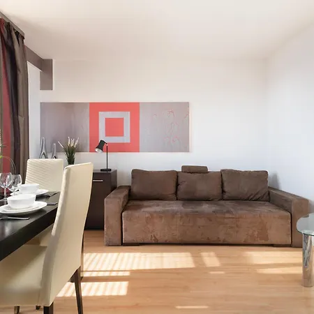 Easy Rent - Family, Centrum, Free Parking, 24h Check-in * لوبلين